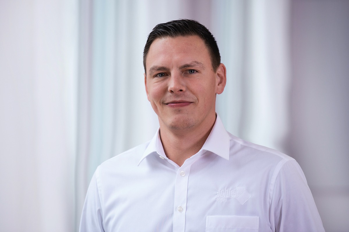 Stacks Image 1346230