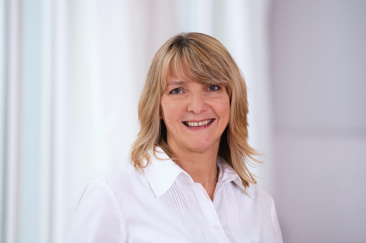 Stacks Image 1346073